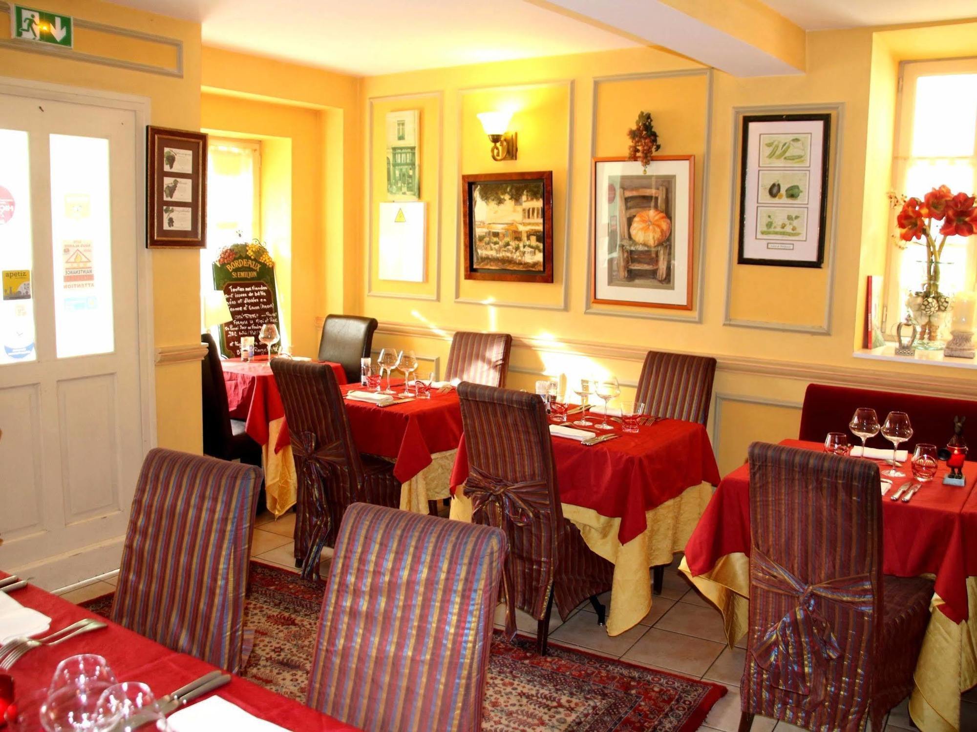 Hostellerie Du Prieure Saint-Prix  Экстерьер фото