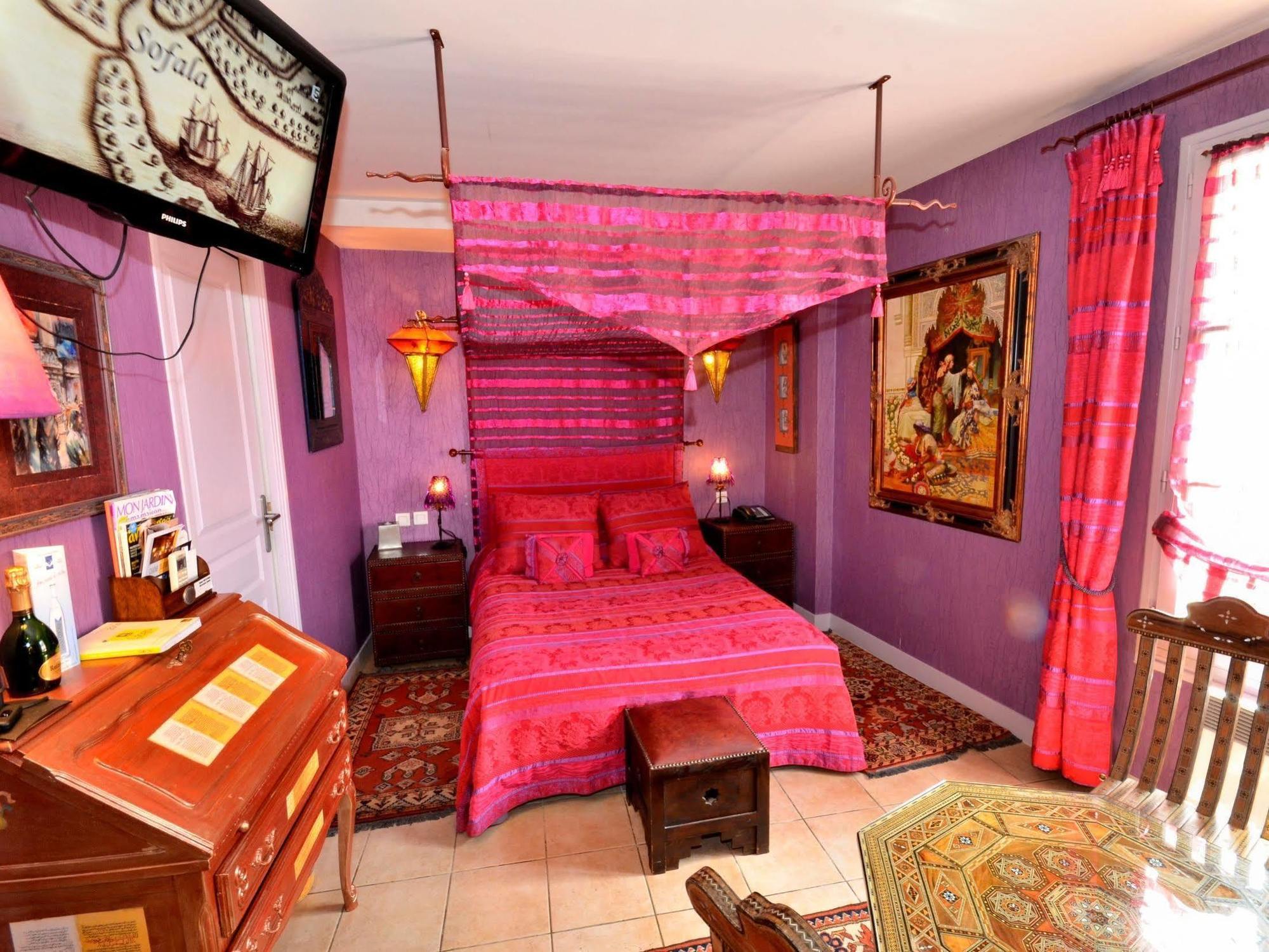 Hostellerie Du Prieure Saint-Prix  Экстерьер фото